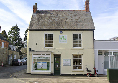 Willow Vets on Olney High Street