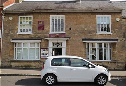 Leo Antiques on the Market Place in Olney