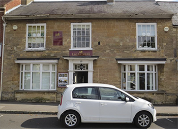 Leo Antiques Shop